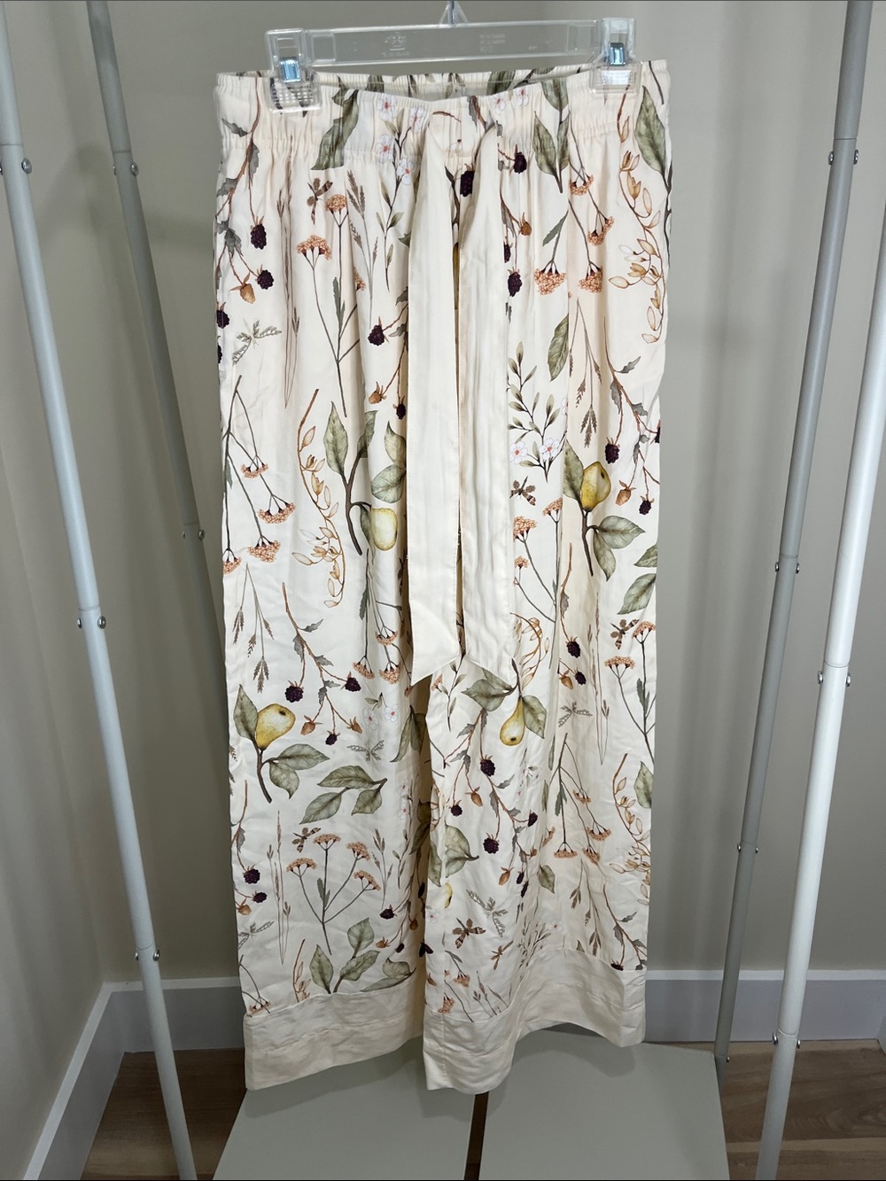 H&M Cream Floral Wide-Leg Trousers